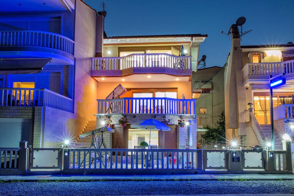 Peramos Rent House Lägenhet Néa Péramos Exteriör bild